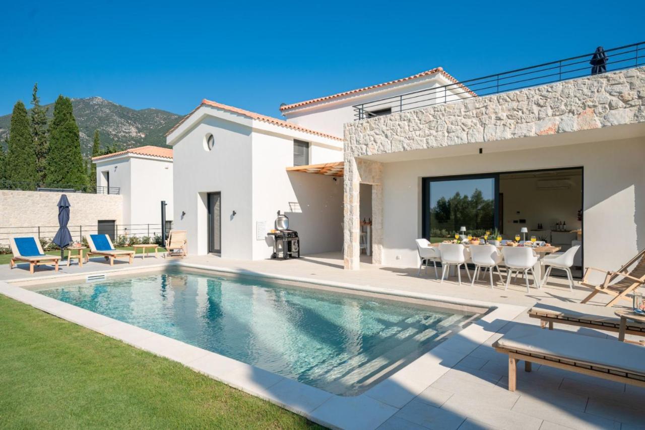 Ionian Trilogy Luxury Villas サミ エクステリア 写真